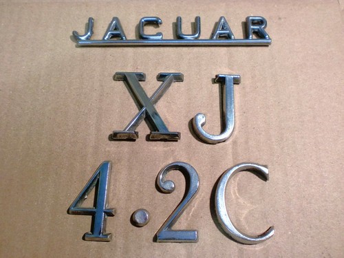 Jaguar daimler boot badge - jaguar,