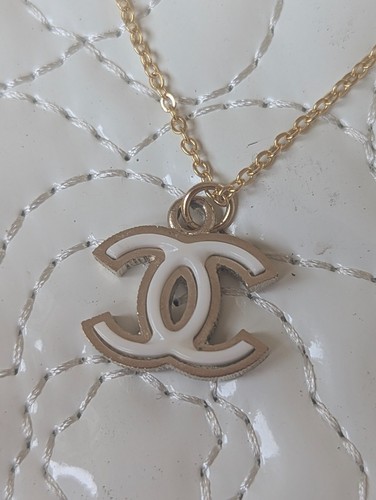 Authentic chanel 09p - authentic,