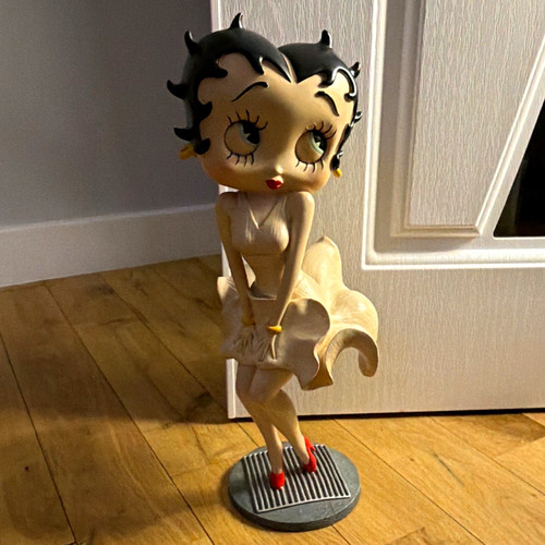 Betty boop resin - betty,