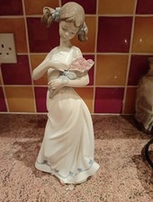 NAO by Lladro 1366 Spring Petals Vintage Porcelain Figurine (Retired)