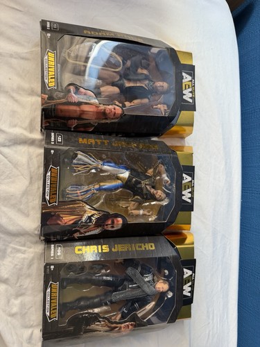 Aew wrestling figures - wrestling,