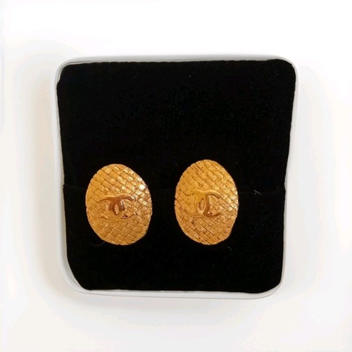 Vintage chanel woven - woven, oval
