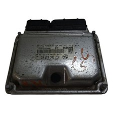 VOLKSWAGEN GOLF MK5 R32 (2007)