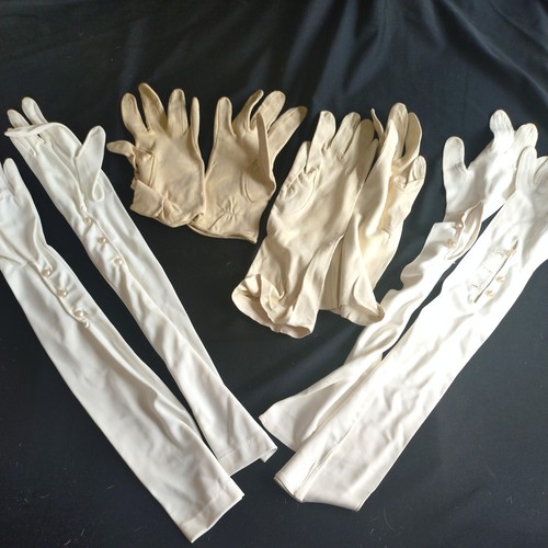 Vintage gloves job - , all