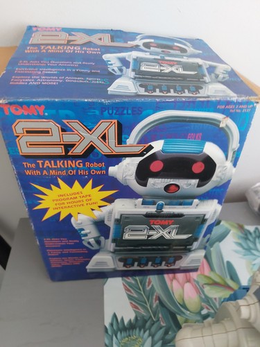 Tomy talking robot - tomy,