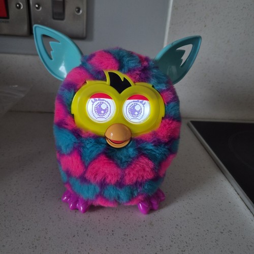 Furby boom hasbro interactive - boom,