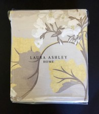 Laura Ashley Millwood Camomile