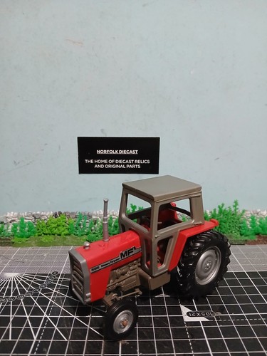 Britains farm toys massey - britains,