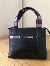 Radley Black stylish Handbag Perfect Night Out Bag Excellent Inside & Out