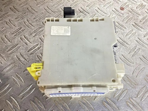 Lexus fuse box - fuse,