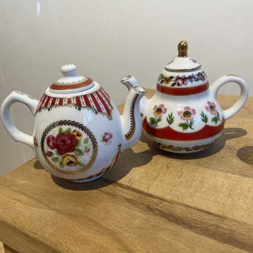The miniature teapot - miniature,