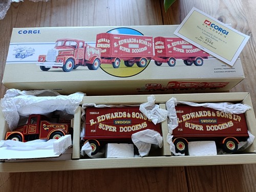 Corgi showman scammell - showman's,