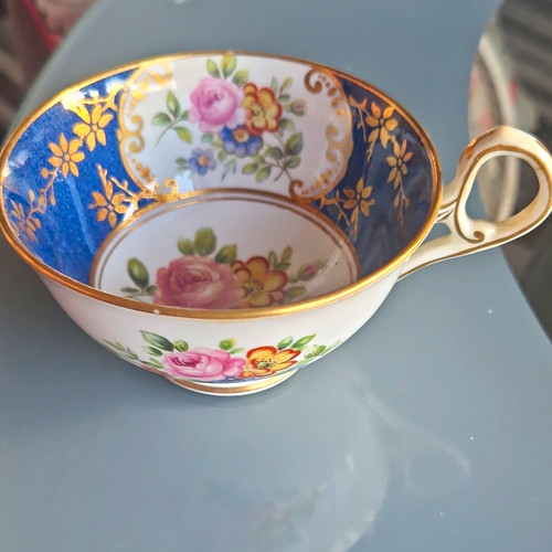 Old royal bone china - royal,