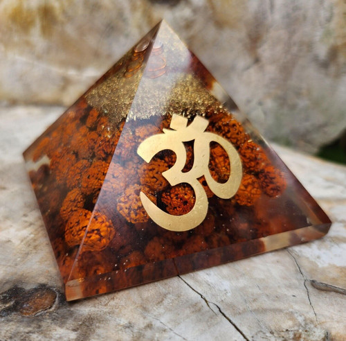 Orgonite pyramid rudraksha - pyramid,