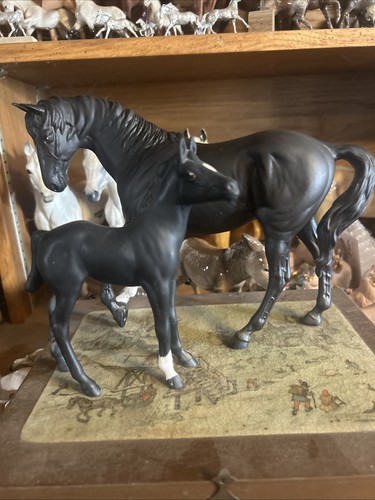 Lot two beswick england - lot, of