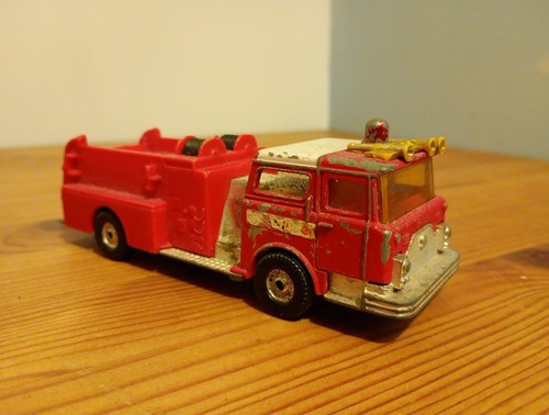 Corgi mack fire - corgi,