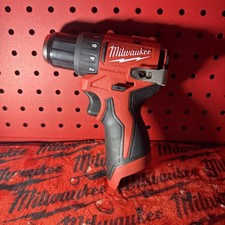 Milwaukee M12 3/8 Drill driver 3401–20