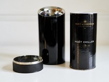 Vintage Moët Chandon metal