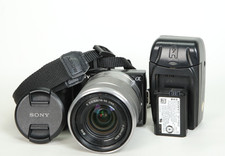 Sony Alpha NEX-5 14.2MP Camera