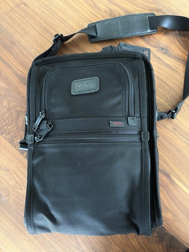 Tumi messenger bag - tumi,