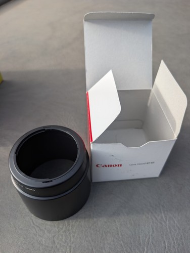 Genuine canon lens - genuine, et-67