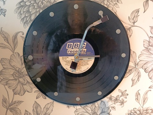 Vinyl record clock - 12", real