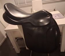 black bates close contact gp