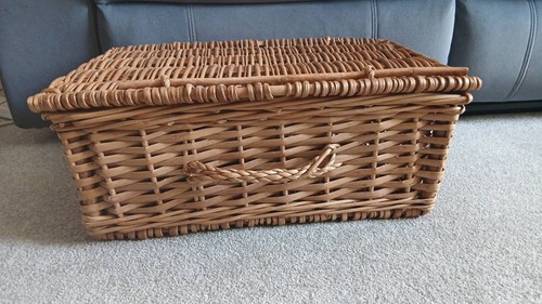 Woven willow wicker - 16",
