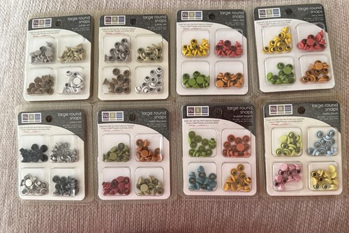 Large round snaps - snaps, by