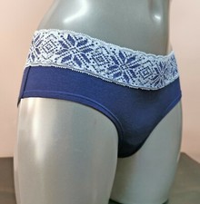 La Senza Navy Contrast Lace