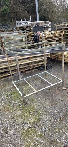 Metal stackable pallet - stackable,