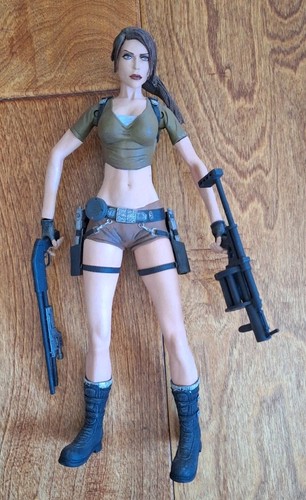Neca talking lara croft - 12”,