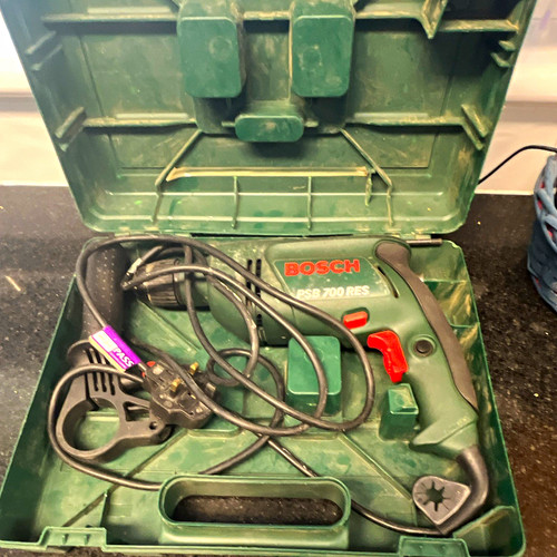 Bosch psb 700 - 700, corded