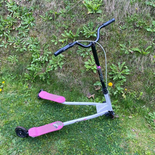 Scooter flicker3