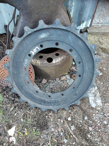 Drive sprocket for - sprocket, cat