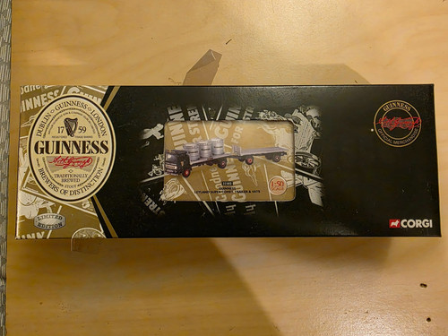 Corgi 22302 guinness - corgi,