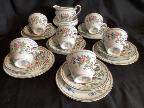 Aynsley bone china - bone, 20