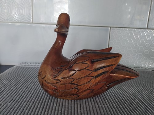 Wooden duck figurine - approx, 8"