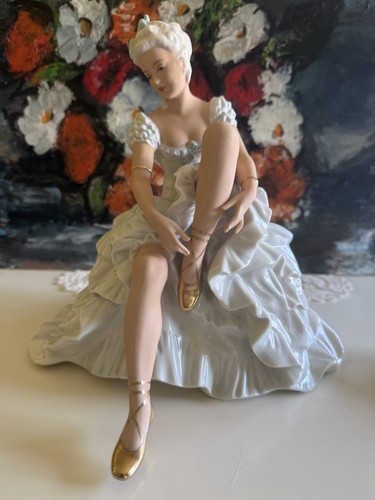 Schaubach art porcelain - ,