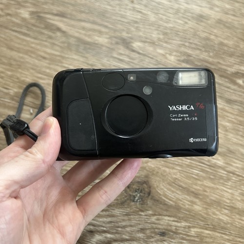 Yashica weatherproof 35mm - d,