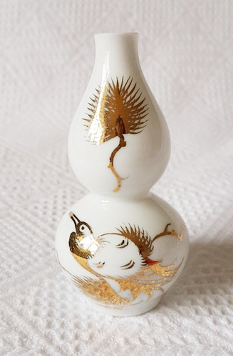 Oriental white gilt - oriental, ~