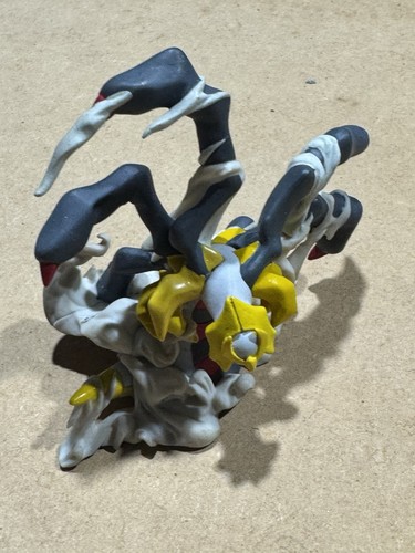 Giratina pokemon figure - giratina, ds