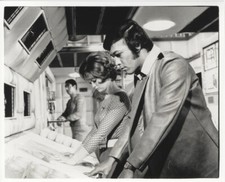 UFO U.F.O. Georgina Moon Peter