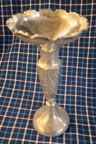 Fully hallmarked silver posy