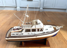 Classic RC Model Yacht Amati