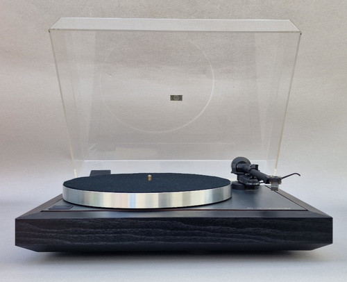 Linn axis turntable wtth - axis,