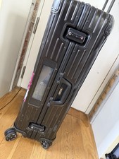RIMOWA Topas, Black Stealth