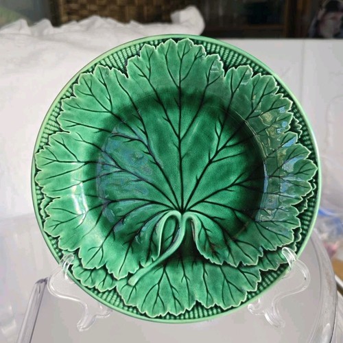 Wedgwood green majolica - green,