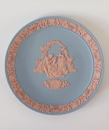 Wedgwood jasper blue and - wedgwood, pink
