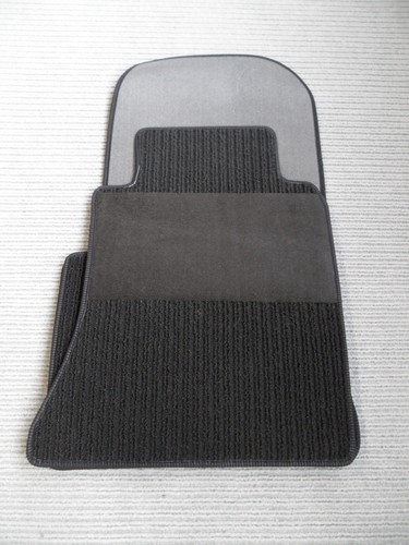 Rips ribbed car mats for